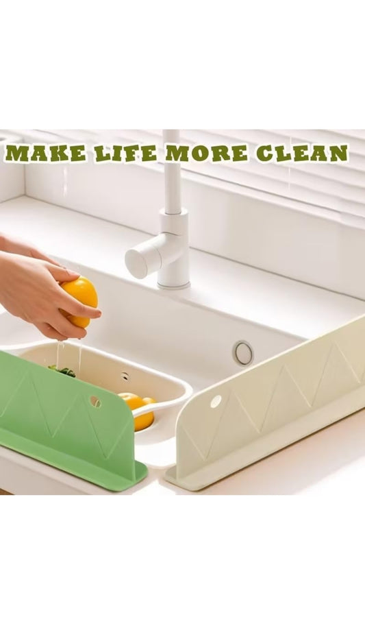 Kitchen Sink Splash Guard